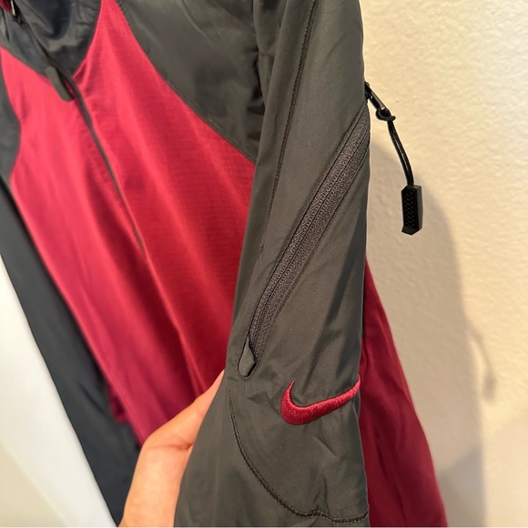 Nike Dri-Fit Windbreaker Quarter Zip - Picture 4 of 5